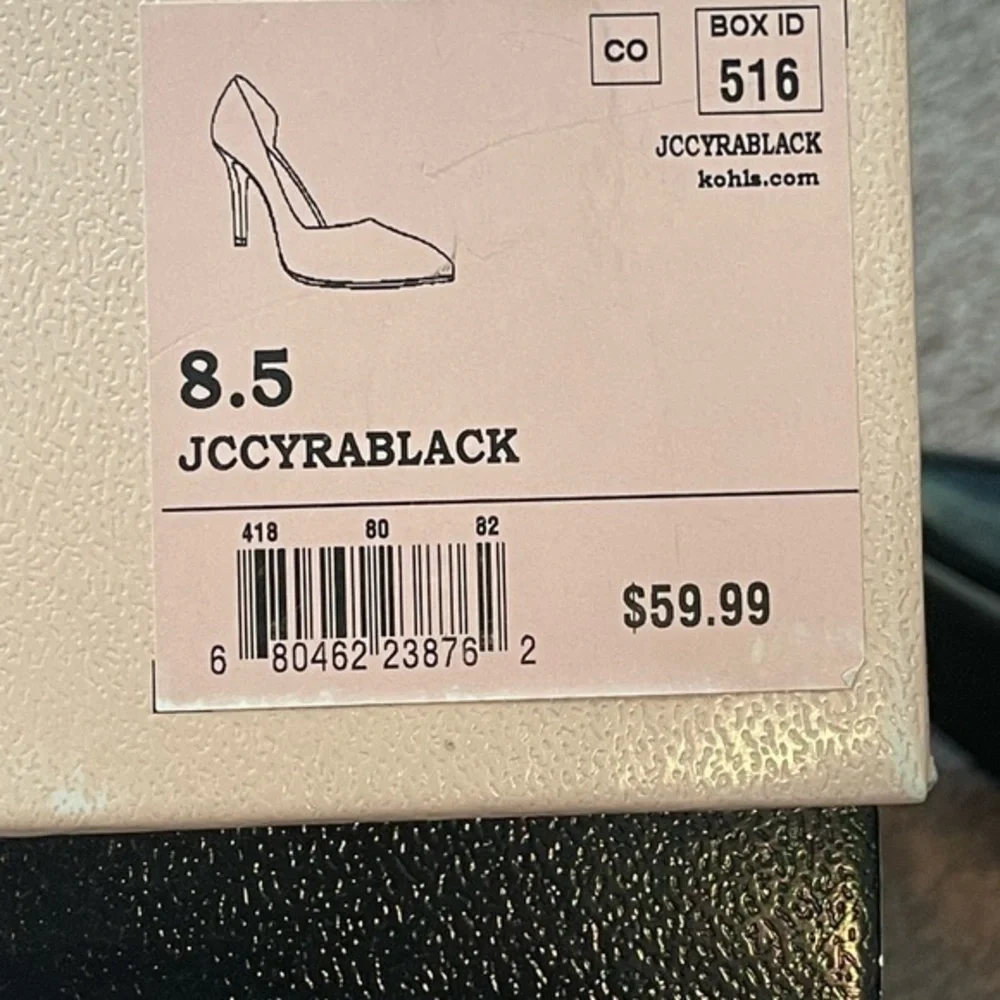 Juicy Couture Black Patented Leather Heels‎